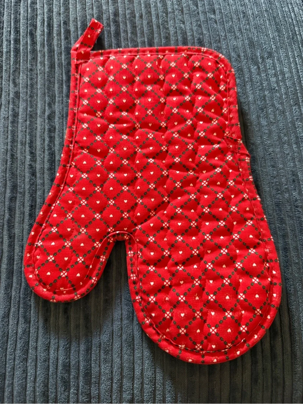 Vintage Holiday Goose Oven Mitt and Pot Holders - Red